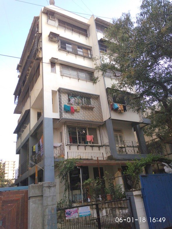 Main - Urmi, Khar West